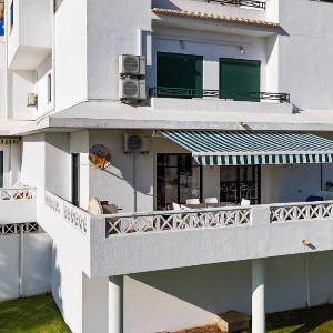 Tangerine Apartment by HelloVacations