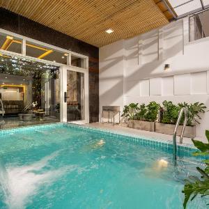 Aurora Villa - Near My Khe Beach & City Center by The Key