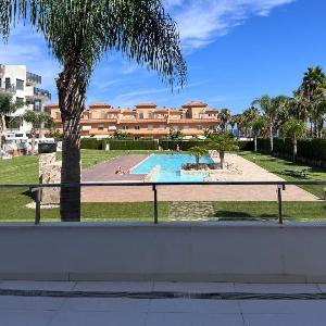 Amazing pool view apartment BIOKO