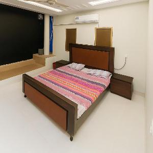 Executive Stay in Multan