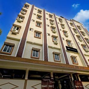 Townhouse Oak Bachupally Medical College Formerly SV Hotels