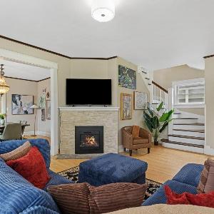 ArtGallery PrivateHotTub Sauna NearMountRushmore FamilyHome