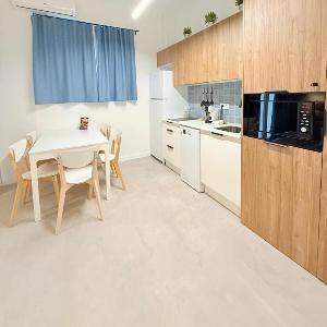 Travel Habitat Oceanografic Suites