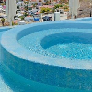 Luxury 2 Bed heart of Cabo OView Pedregal 802