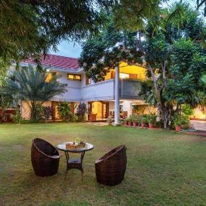 Dwaraka inn -Premium Pool villa and event venue