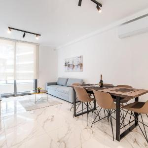 Modern 2BR Escape in St Julians by Buena Vista