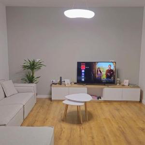 LaBella Home
