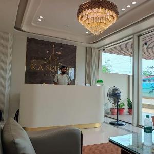 Hotel K A Square