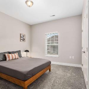 Spacious Wyoming MI Getaway- Minutes to GR