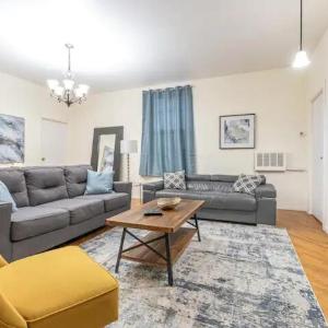 Prime Location Upper Manhattan Furnished Apartment June To Aug 90 Days Stay Required