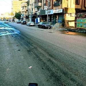 البلدوزر وسط البلد شارع كسر الحجر الرئيسي