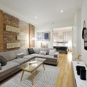 Spacious 2BR 2BA with Rooftop Walk to Times Square June To Aug 90 Days Stay Required