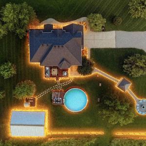 Luxury 5BR Estate: Bourbon Bar Spa Pool & Cinema