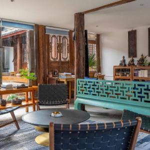 Floral Hotel Weimo Jingshe