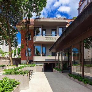 Lingan Anmo Hotel