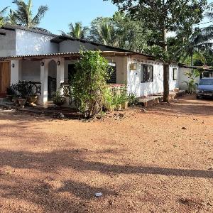 Hasaranga Guest house