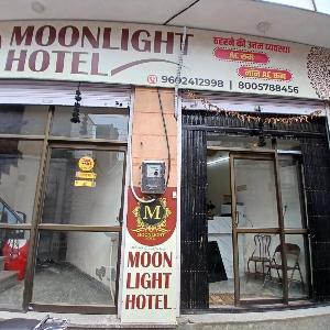 Moonlight Hotel
