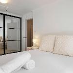 Light-Filled Designer Apartment in Croydon 