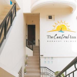 RedDoorz @ The Central Inn Boracay Island