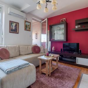 Charming Bridge Studio