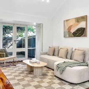 Urban Nest - Peaceful Parkside Retreat in the CBD