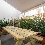 2BR Designer Apt Near Metro With Private Garden 