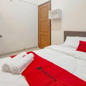 RedDoorz Syariah near Majapahit Semarang 3