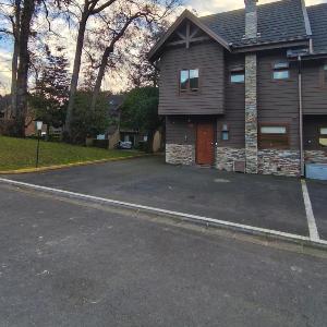 Casa familiar en Pucón cómoda y bien ubicada
