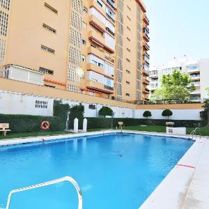 Stunning Sea View 2-bedroom Near