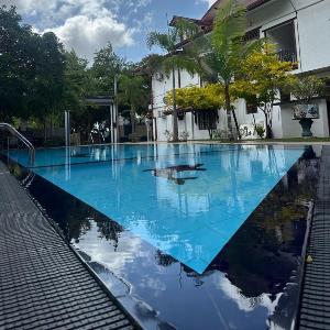 Difference Rajarata Hotel