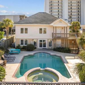 Coastin Time 8 BR 6BA Private Heated Pool & Hot Tub