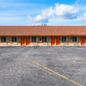 Budget Host Inn by Hotel O Portland near I-65