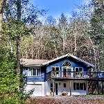 Secluded Retreat w Hot Tub in Windham Windham