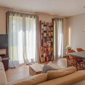 Charming Garden Hideaway Como by Rent All Como