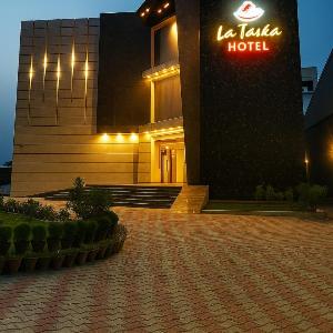 Lataska Hotel