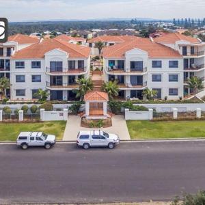 Breakers Waves - Unit 3 Block 2