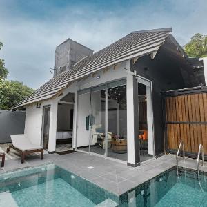 Villa H2O by Dr Nalin -Entire 2BR Villa - Private Pool & Breakfast - 5 min to Secret Beach