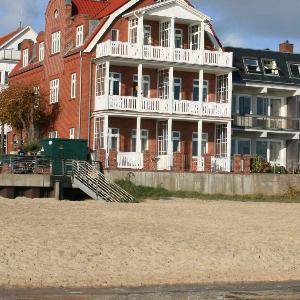Gaestehaus-Gorch-Fock-Wohnung-1-mit-direktem-Meerblick