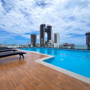Makeva Ocean View Steps from the Beach