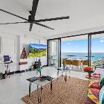 Bright Tamarama 2-Bed Apartment with Balcony Views