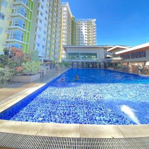 Romantic Purple 1-Bedroom 5-8 pax in CDO