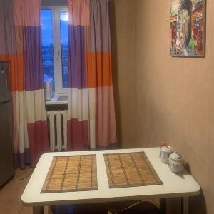 Three-room apartment in the center