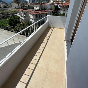 Tomorr View Apartment - Entire Floor with Veranda and Office