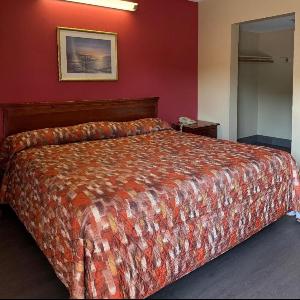 Linden Motor Inn
