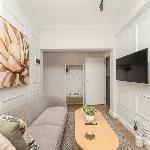 Contemporary Studio in the Vibrant City Core