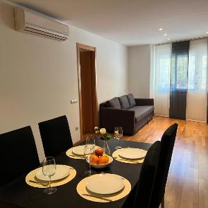 Bright apartment in Maragall