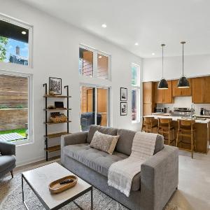 500 House - Unit C townhouse