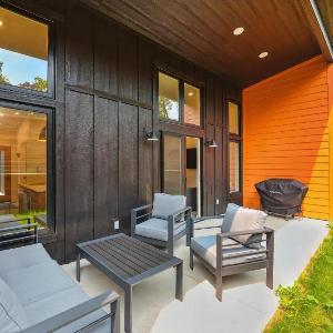 500 House - Unit D townhouse