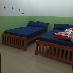 Clap House Home