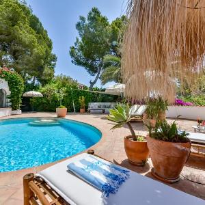 Ancora - By Almarina Villas